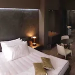 Ginevra 4*