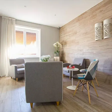 Ginevra Bed & Breakfast 2*