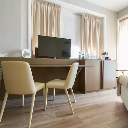 吉内瓦客房酒店 住宿加早餐酒店 4*