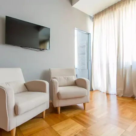 Ginevra Bed & Breakfast 4*