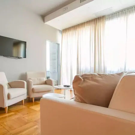 吉内瓦客房酒店 贝尔加莫