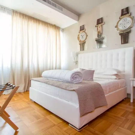 吉内瓦客房酒店 贝尔加莫