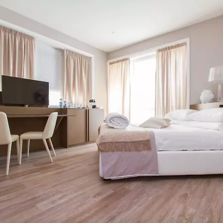 住宿加早餐酒店 吉内瓦客房酒店 贝尔加莫